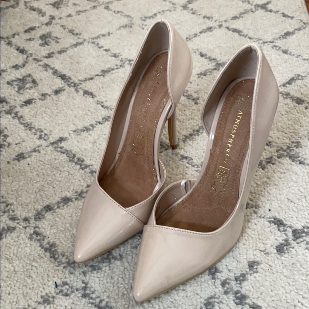SZ 7 ATMOSPHERE NUDE HEELS